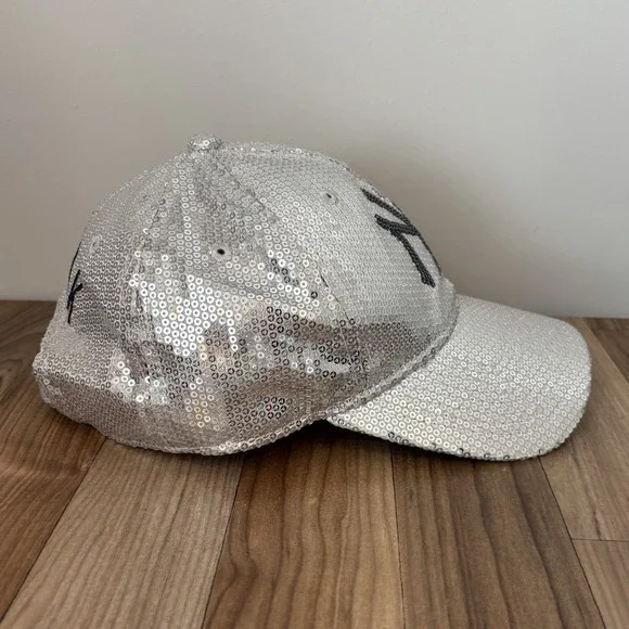 RARE NEW YORK YANKEES Victoria's Secret PINK MLB Hat Sequin Silver Navy Sparkle - Picture 5 of 11